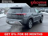 New 2025 Nissan Pathfinder SL image 2