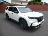 New 2025 Honda Pilot TrailSport image 2