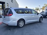 Used 2024 Chrysler Pacifica Touring-L image 4