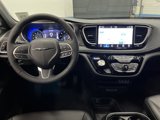 New 2025 Chrysler Pacifica Select image 5