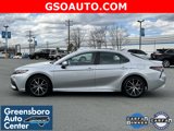 Used 2023 Toyota Camry SE image 3