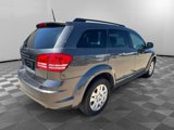 Used 2020 Dodge Journey SE image 3