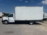 Used 2021 GMC Savana 3500 Extended image 4