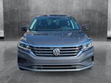 Used 2022 Volkswagen Passat 2.0T image 2