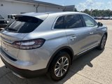 Used 2022 Lincoln Nautilus Reserve image 4