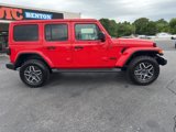 Used 2025 Jeep Wrangler Sahara image 2