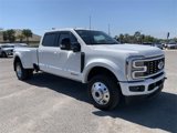 Used 2025 Ford F450 Platinum image 2