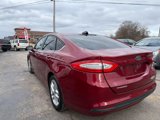 Used 2016 Ford Fusion SE image 4