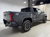 Used 2025 Toyota Tacoma TRD Sport image 4