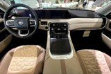 New 2025 Nissan Armada Platinum Reserve image 5