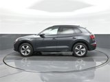 Used 2025 Audi Q5 2.0T Premium w/ Convenience Plus Package image 4
