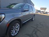 Used 2021 GMC Yukon XL SLT w/ SLT Luxury Plus Package image 2