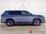 New 2025 Mitsubishi Outlander SE image 2