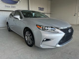 Used 2016 Lexus ES 300h image 2