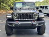 New 2025 Jeep Wrangler Unlimited Rubicon w/ XTREMEE 35" Tire Package image 2