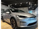 Used 2024 Tesla Model X Plaid image 6