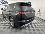 New 2025 Mitsubishi Outlander SE image 5