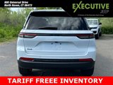 New 2025 Jeep Grand Cherokee Laredo image 3
