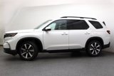 New 2025 Honda Pilot Touring image 4