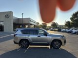 New 2025 Lexus LX 600 4WD w/ Premium Package image 4