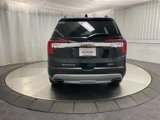 Used 2023 GMC Acadia SLT w/ Preferred Package image 6