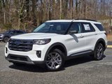 New 2025 Ford Explorer Active w/ Active Comfort Package image 2