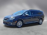 Used 2023 Chrysler Pacifica Limited image 3