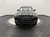 New 2025 Volvo XC90 B6 Plus w/ Protection Package Premier image 2
