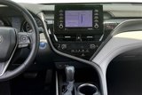 Used 2024 Toyota Camry SE image 6