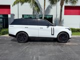 Used 2023 Land Rover Range Rover SE image 3