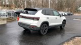 New 2025 Volkswagen Taos SE image 5