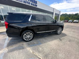 Used 2021 GMC Yukon Denali w/ Denali Premium Package image 4