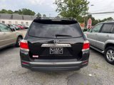 Used 2012 Toyota Highlander SE w/ Tech Pkg image 3