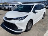 Used 2022 Toyota Sienna XLE image 2