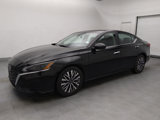 Used 2023 Nissan Altima 2.5 SV image 2