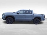 New 2025 Nissan Frontier PRO-4X image 3