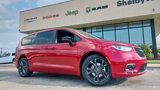 New 2026 Chrysler Pacifica Select image 2