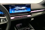 New 2026 BMW 550e xDrive image 5
