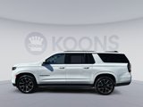 Used 2022 Chevrolet Suburban RST w/ Luxury Package image 2
