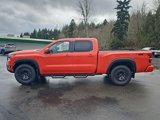 New 2025 Nissan Frontier PRO-4X w/ Pro Convenience Package image 2