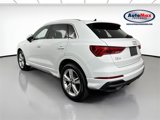 Used 2024 Audi Q3 2.0T Premium w/ Convenience Package image 5