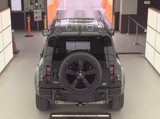 Used 2023 Land Rover Defender 110 X-Dynamic SE image 5