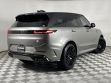 Used 2024 Land Rover Range Rover Sport image 2
