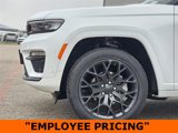 New 2025 Jeep Grand Cherokee Summit image 5
