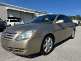 Used 2005 Toyota Avalon XLS image 2