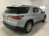 Used 2023 Chevrolet Traverse LT image 6