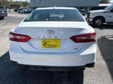 Used 2019 Toyota Camry LE image 4