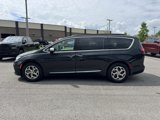 Used 2023 Chrysler Pacifica Limited image 4
