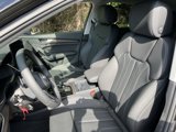 Used 2025 Audi Q5 e Premium Plus image 3