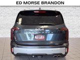 Used 2024 Kia Telluride EX w/ EX Captain's Chair Package image 4